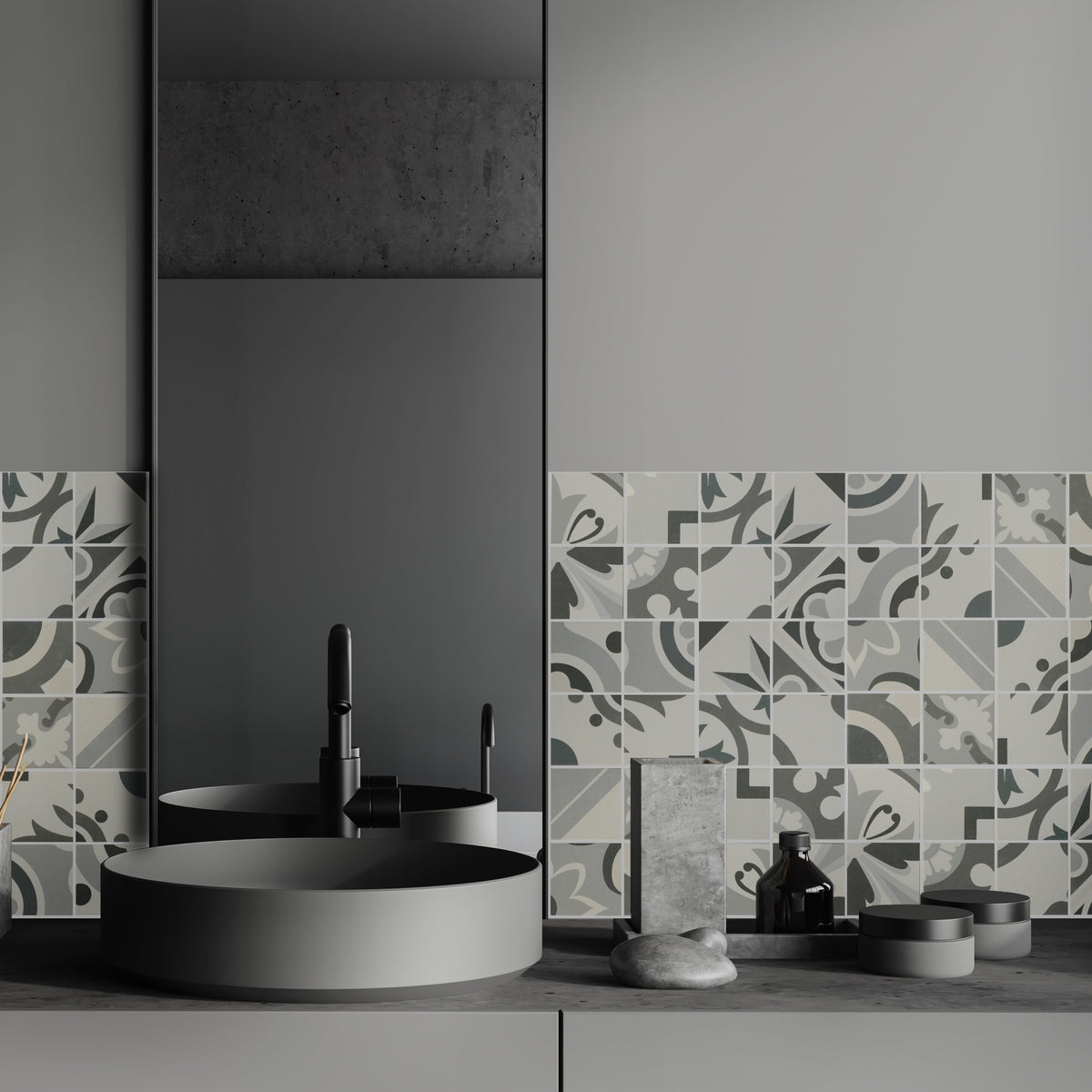 Mosaïque en céramique gris a motif salle de bain noir