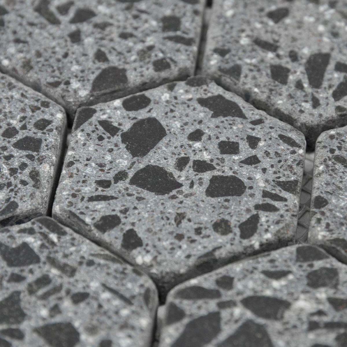 Mosaïque hexagone terrazzo black
