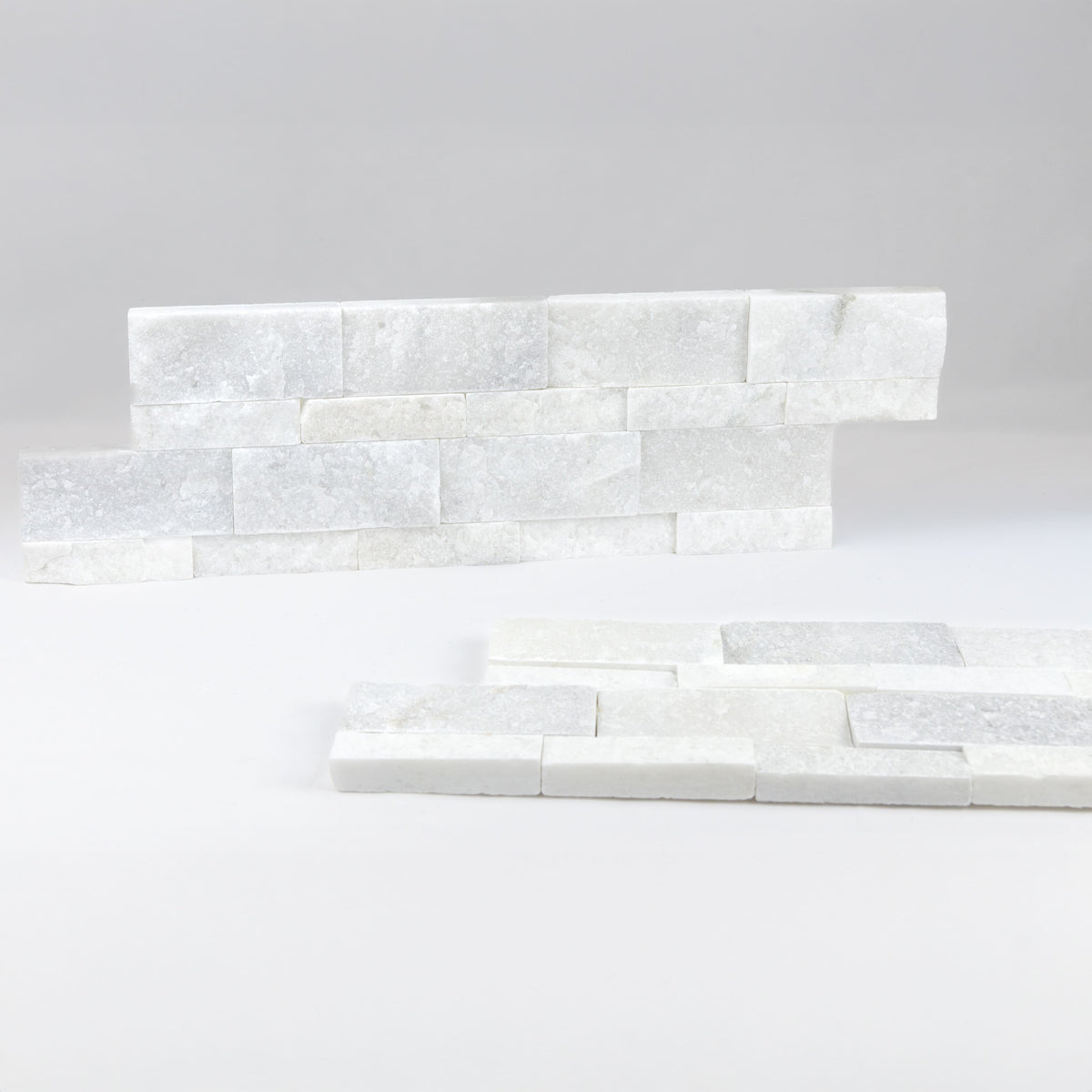 Parement marbre blanc