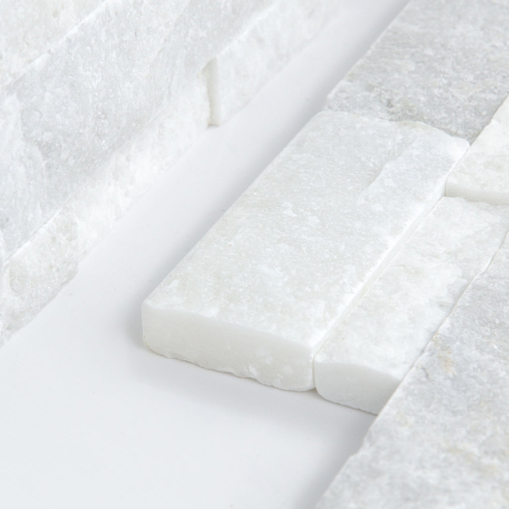 Parement marbre blanc