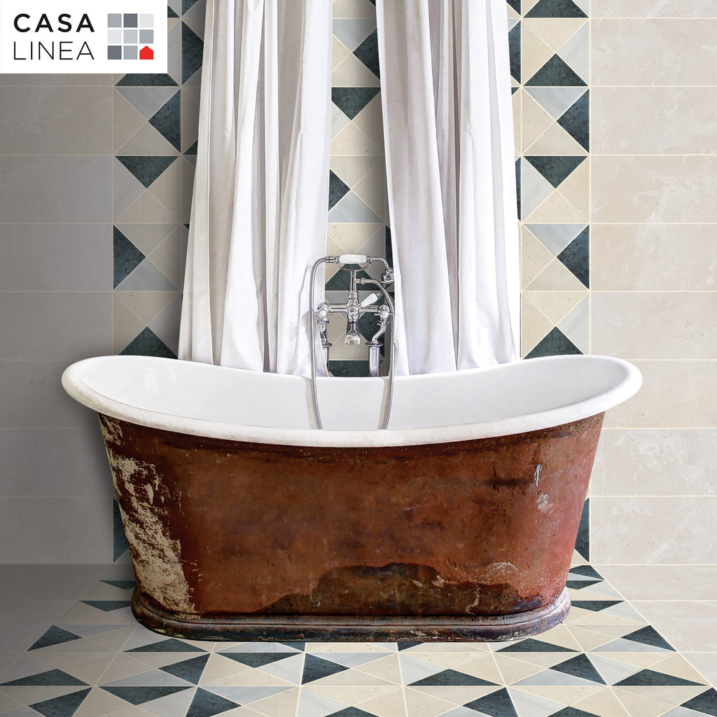 Mosaïque arlequin ambiance salle bain marbre travertin dallage mur