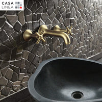 Mosaïque palladien gris en crédence de salle de bain