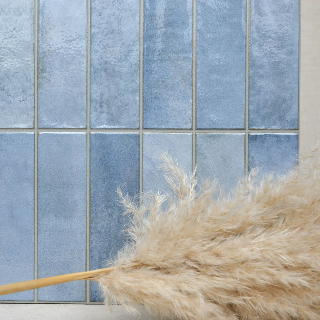 Carrelage céramique Provence bleu Mistral Barrette 32x62,5 cm - Motif fantaisie zoom détail