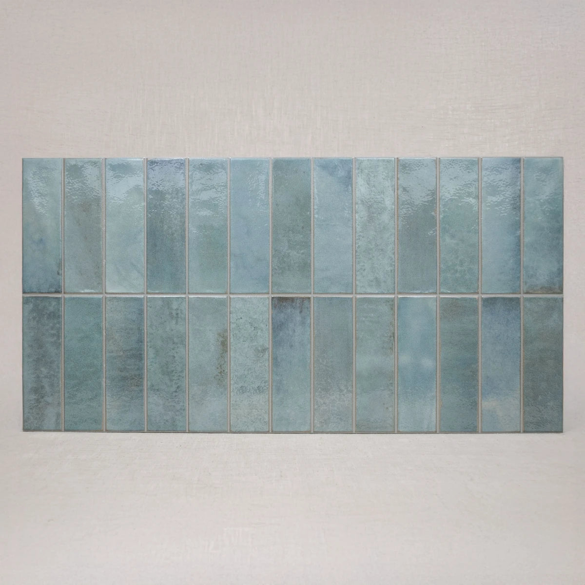 Carrelage céramique Provence bleu-vert Calanque Barrette 32x62,5 cm - Vue d'ensemble du produit