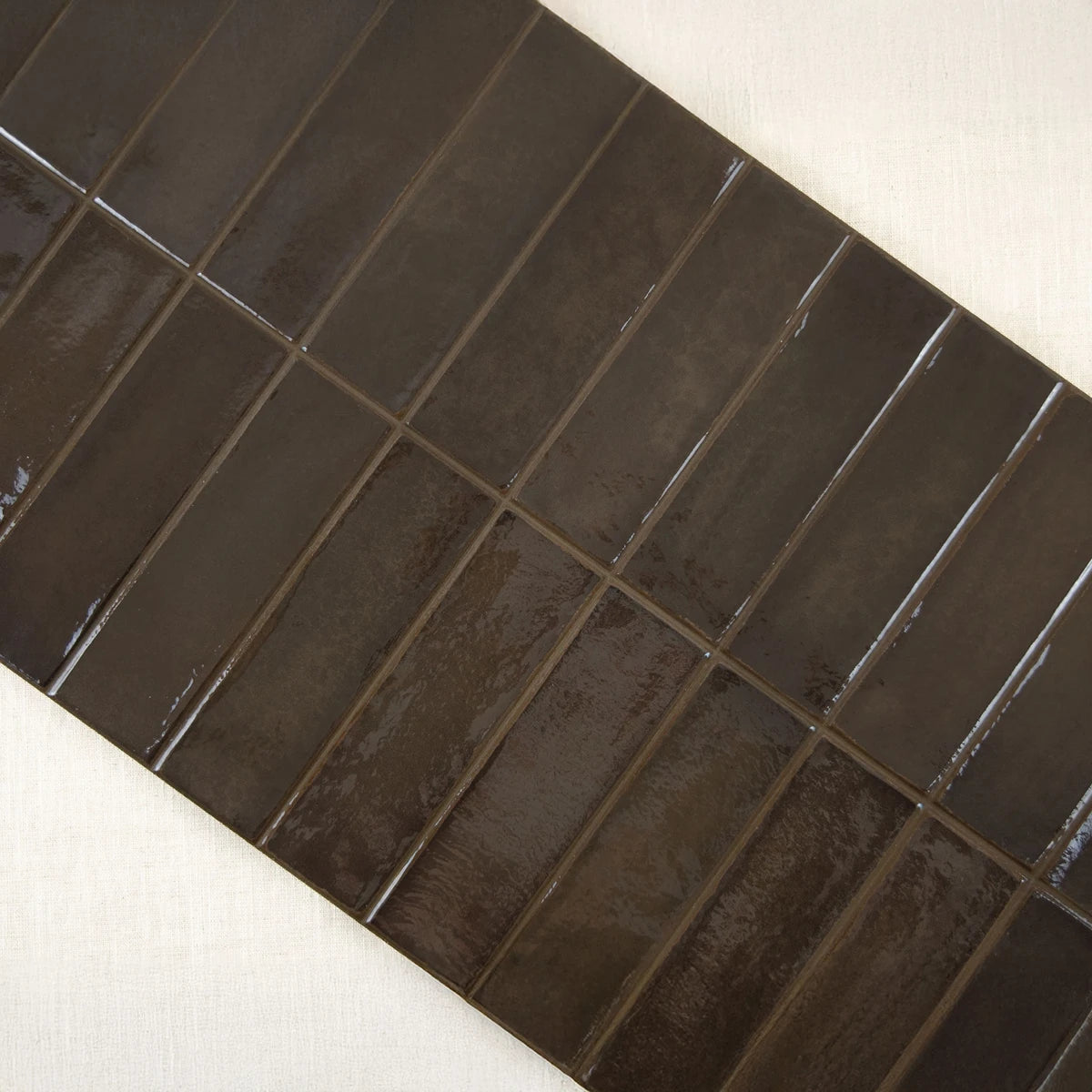 Carrelage céramique Provence marron CHOCO Barrette 32x62,5 cm vue de haut 