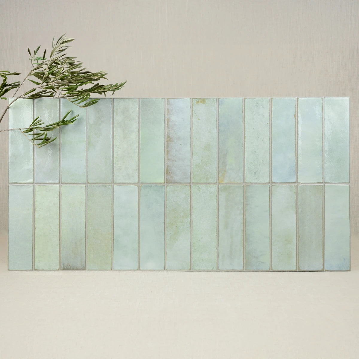 Carrelage céramique Provence sauge Calisson Barrette 32x62,5 cm - Décor fantaisie vue d'ensemble