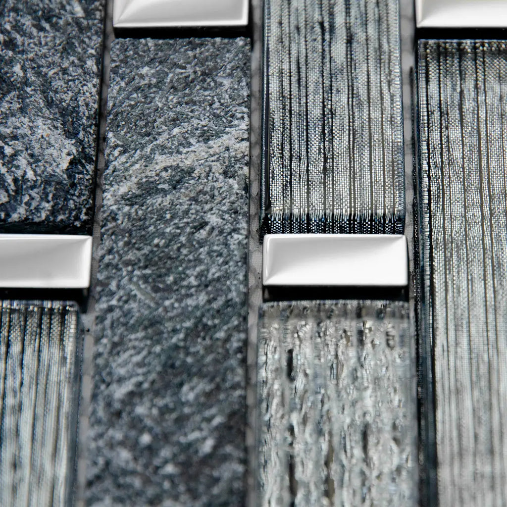 Mosaïque en verre et aluminium format barrette horizontal zoomé 