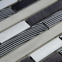 Mosaïque en verre et aluminium barrette gris et noir perspective