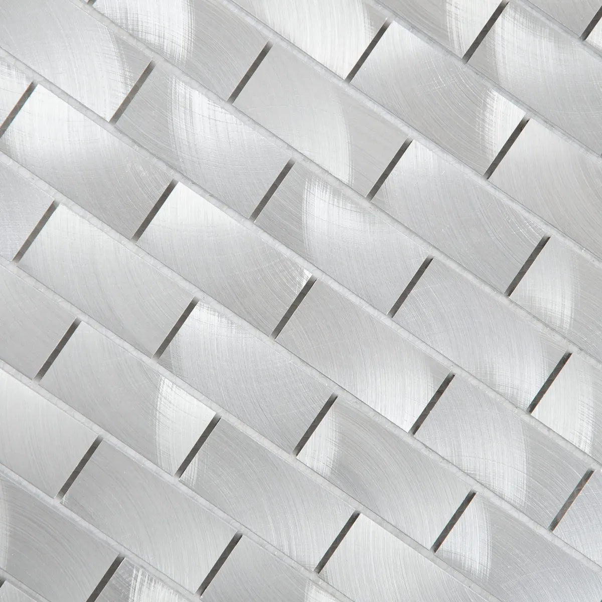Mosaïque en chrome gris briquette perspective zoom