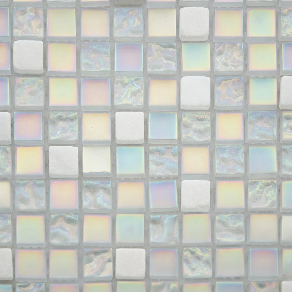 Mosaïque nacre blanc pierre et verre détails