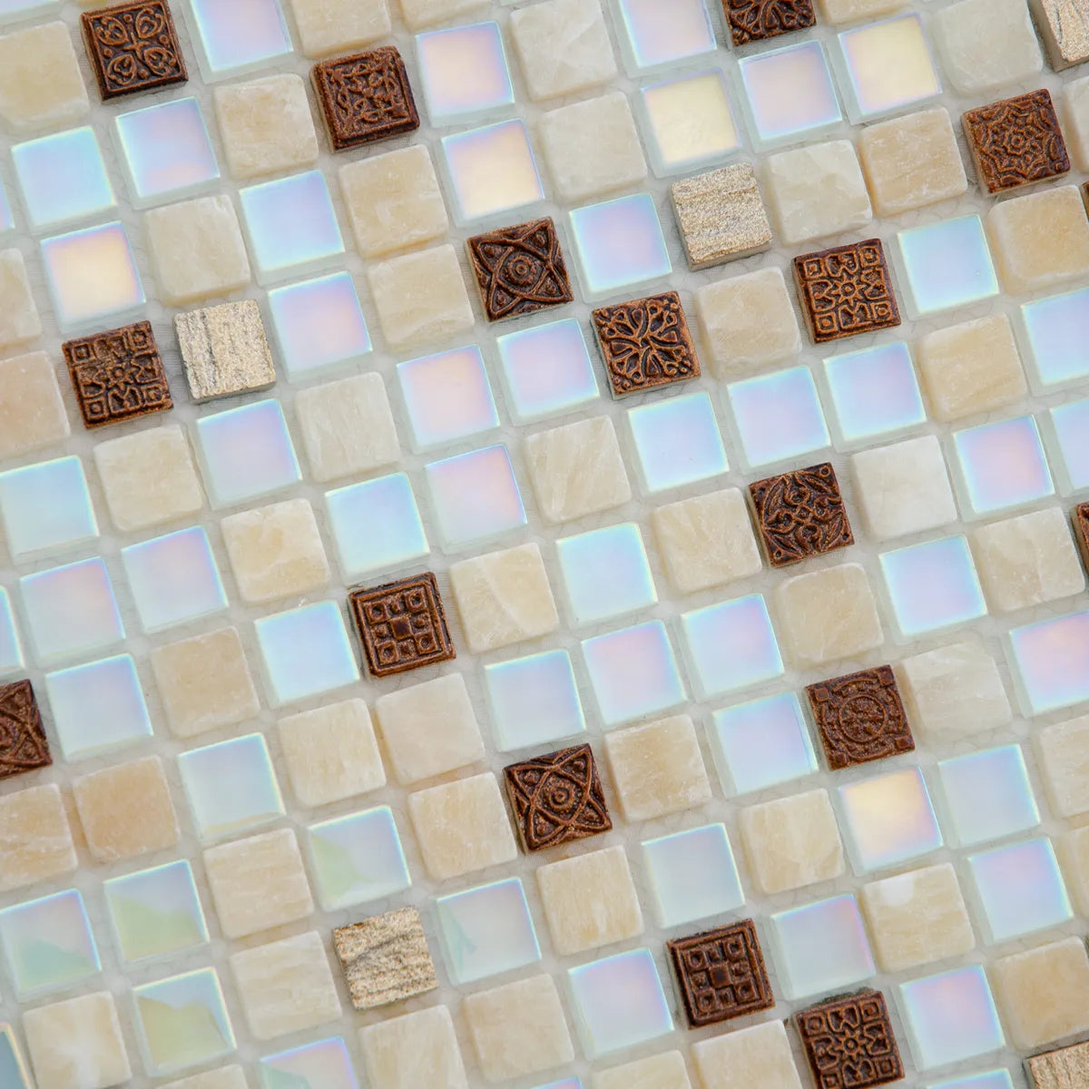 Mosaïque en verre et pierre détails