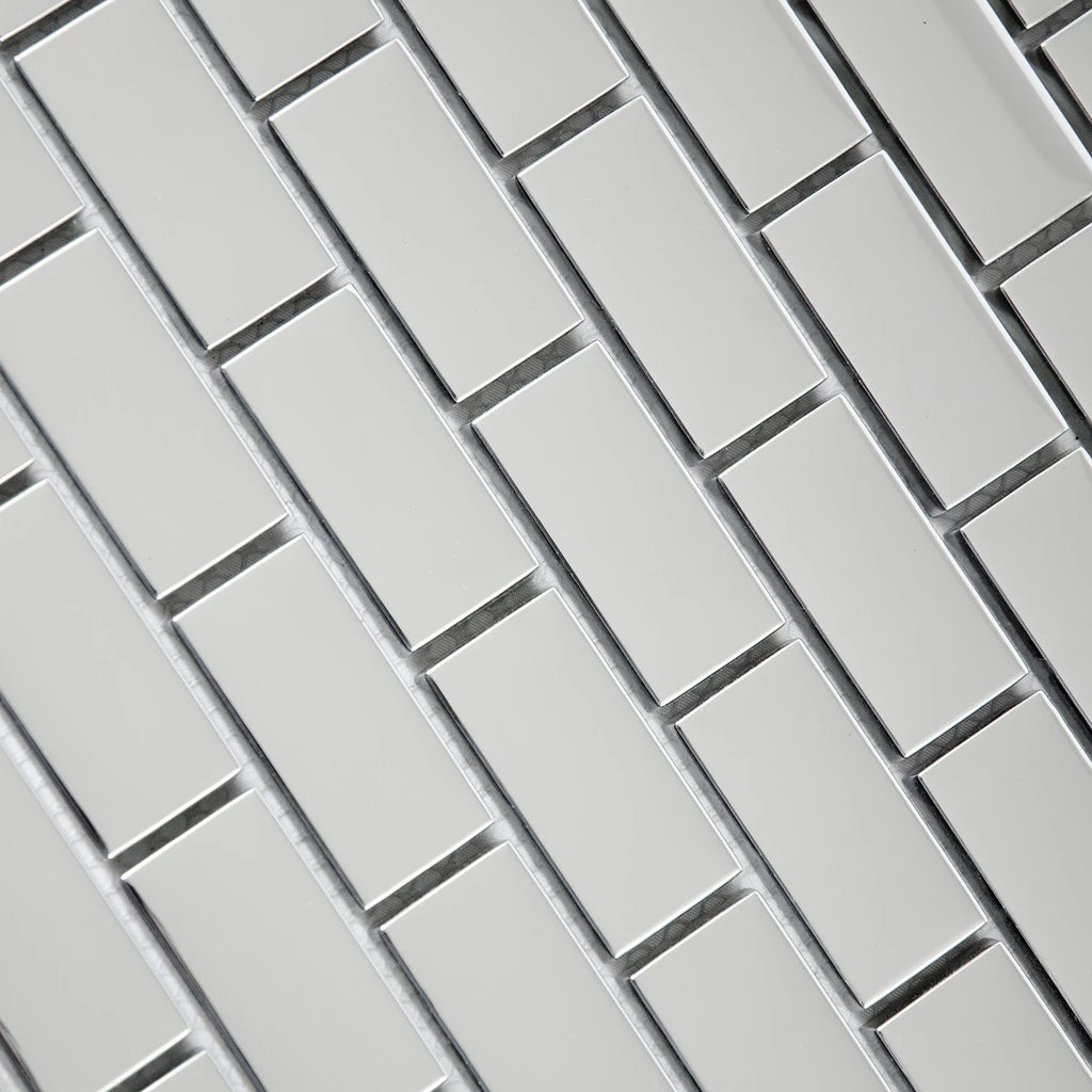 Mosaïque en aluminium chrome format briquette perpective