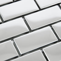 Mosaïque en aluminium chrome format briquette perspective zoomé