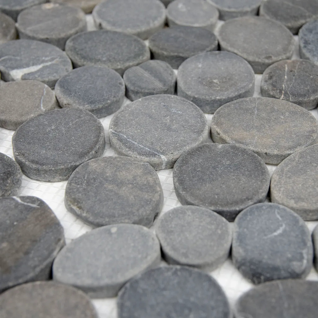 Mosaïque marbre galet scie relief perspective composition galets gris