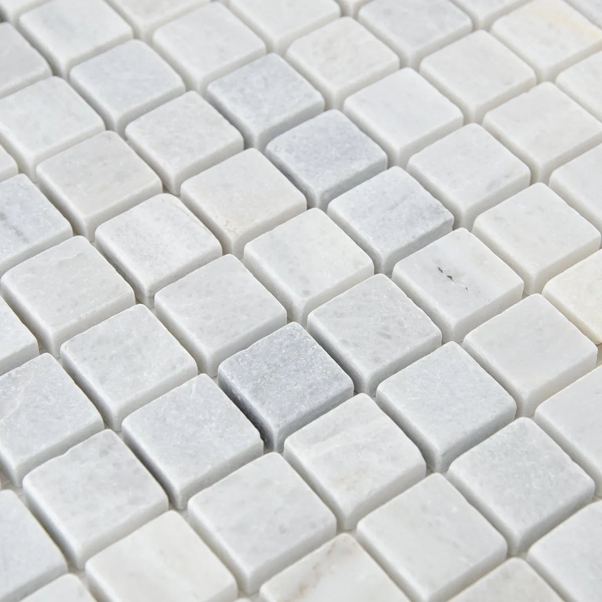 Mosaïque en marbre gris perspective
