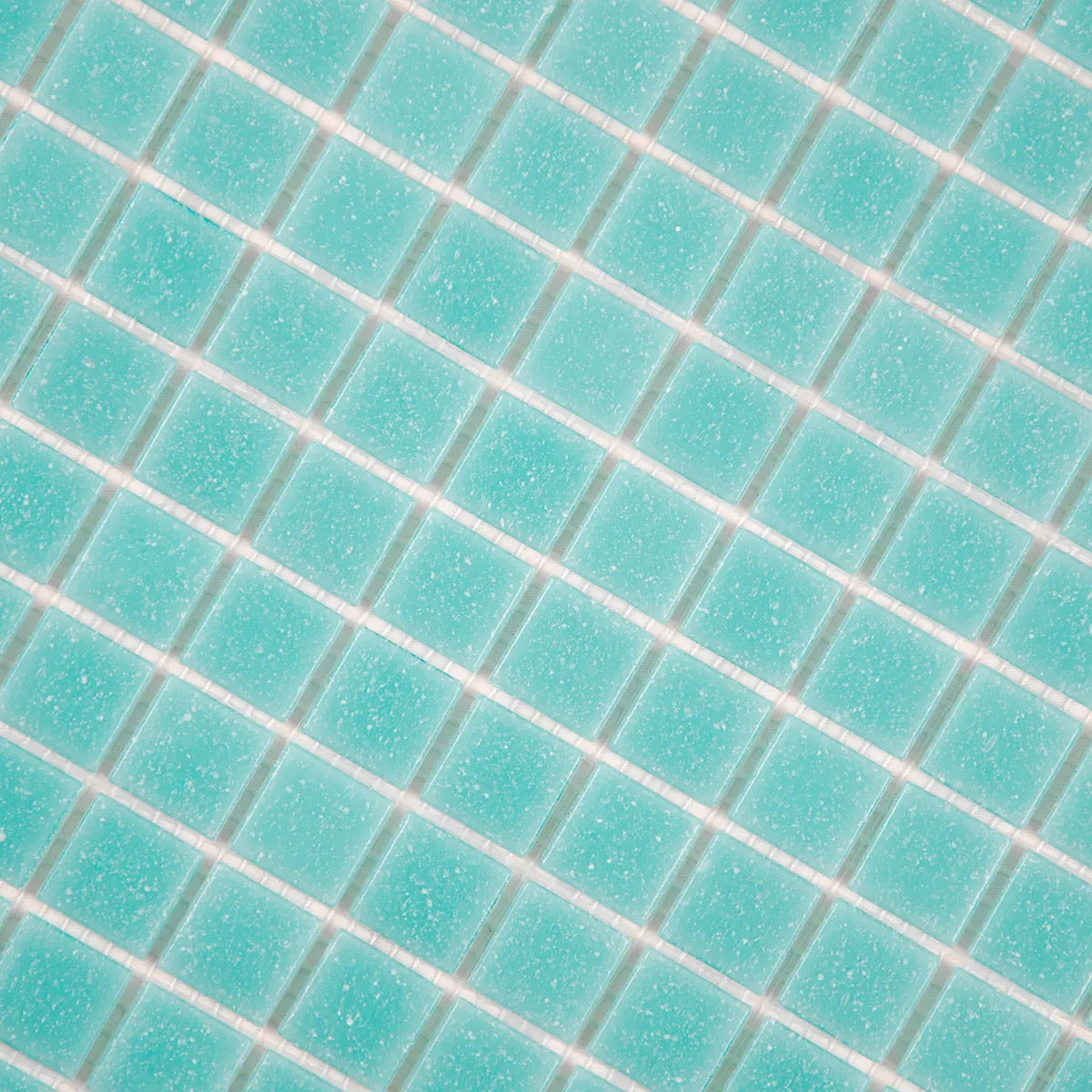 Mosaïque en pâte de verre turquoise sur trame nylon détails