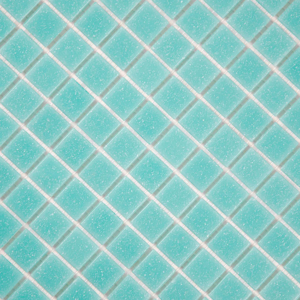 Mosaïque en pâte de verre turquoise sur trame nylon zoom perspective