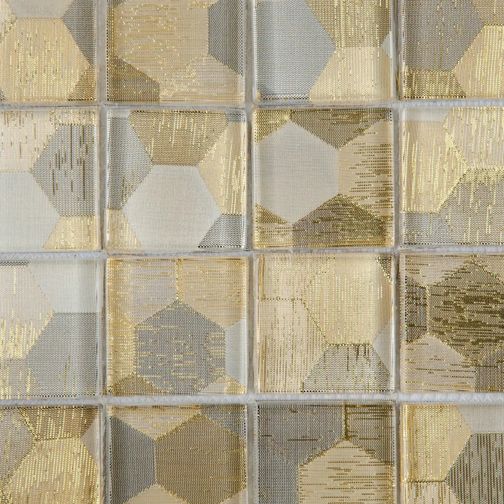 Mosaïque en verre or zoomé