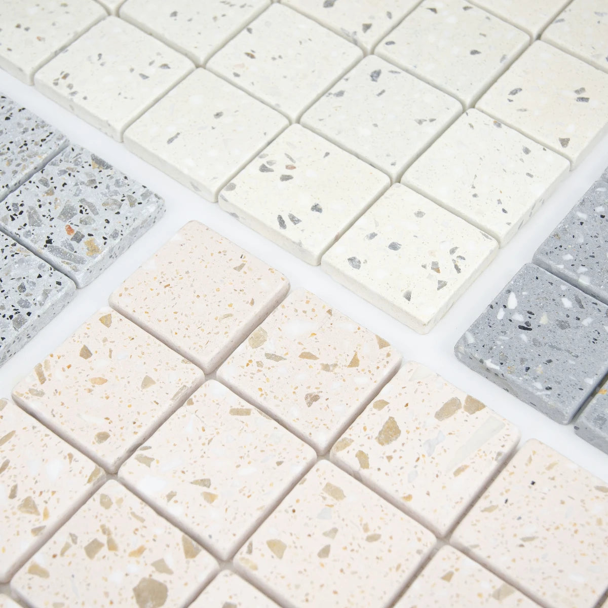 Focus sur les finitions de la Collection Mosaïque Terrazzo en perspective