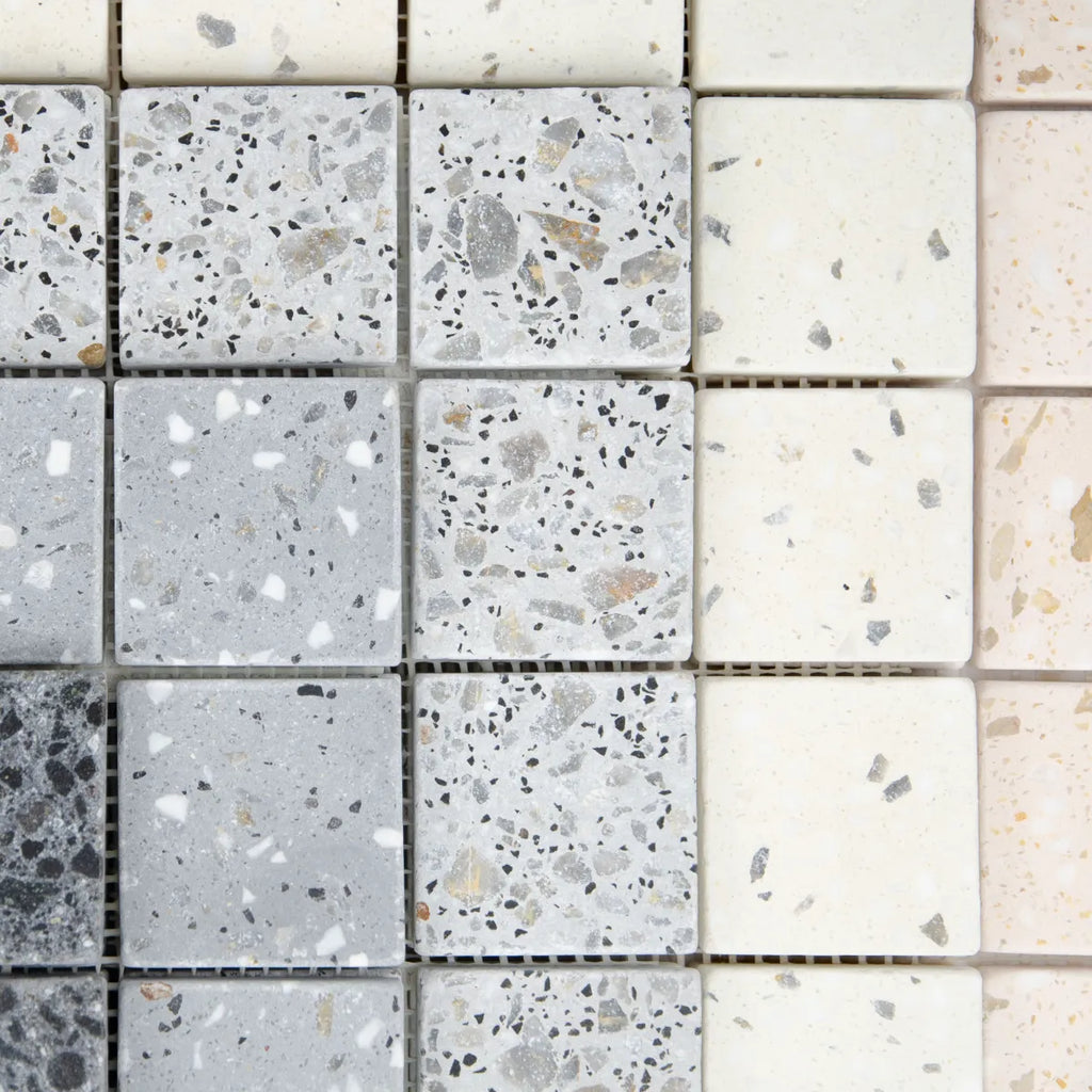 Gros plan sur les nuances de la Collection Mosaïque Terrazzo 
