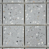 Focus sur les finitions de la Mosaïque Terrazzo Dark Grey