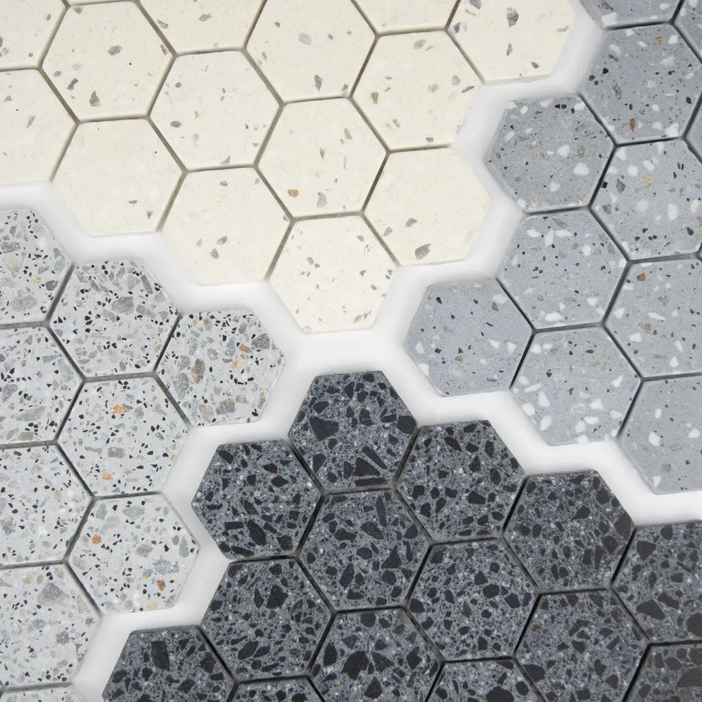Focus sur les finitions de la Mosaïque Hexagone Terrazzo Collection