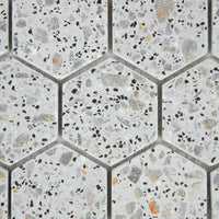 Focus sur les finitions de la Mosaïque Hexagone Terrazzo Light Grey