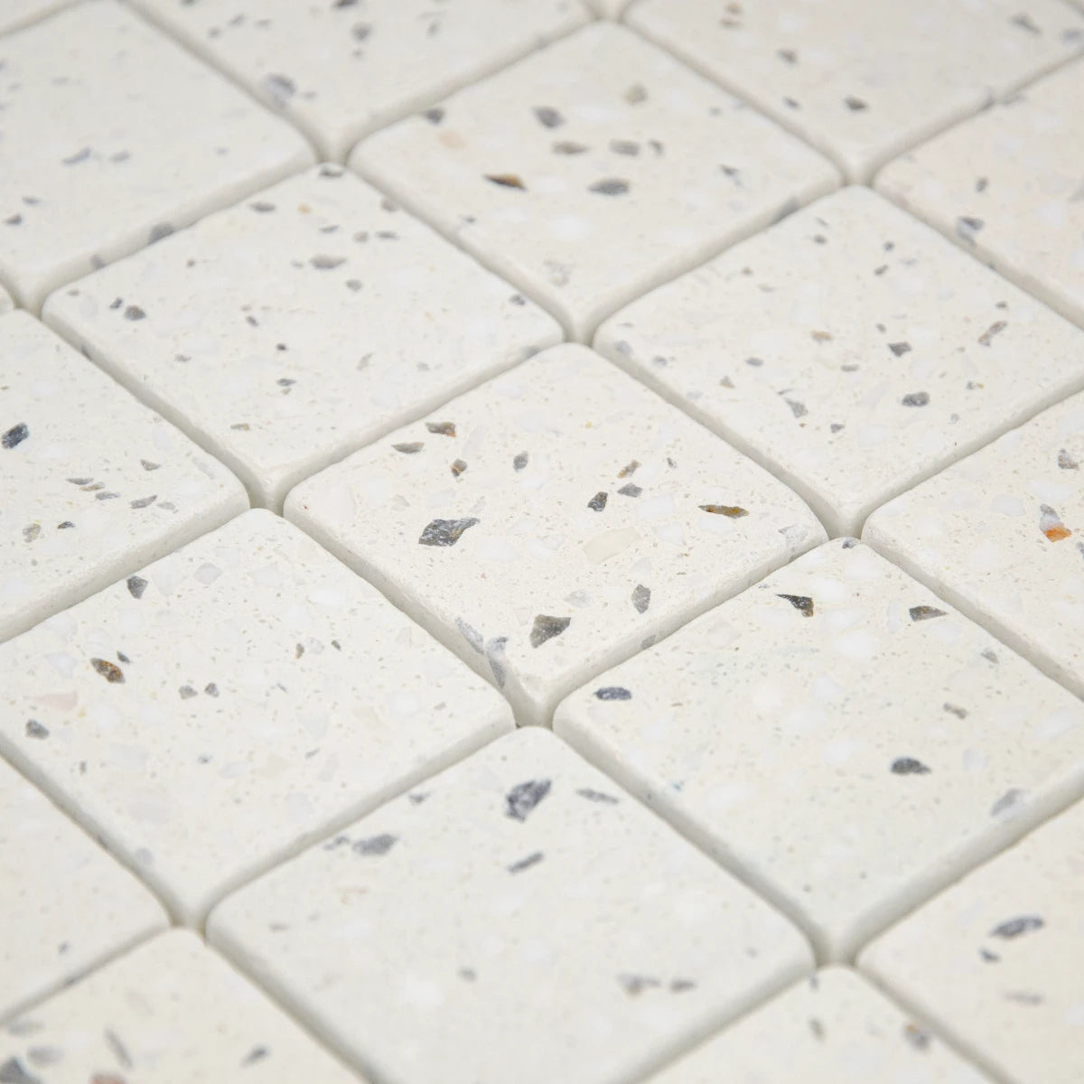 Vue en perspective et mise en situation de la Mosaïque Terrazzo Ivoire