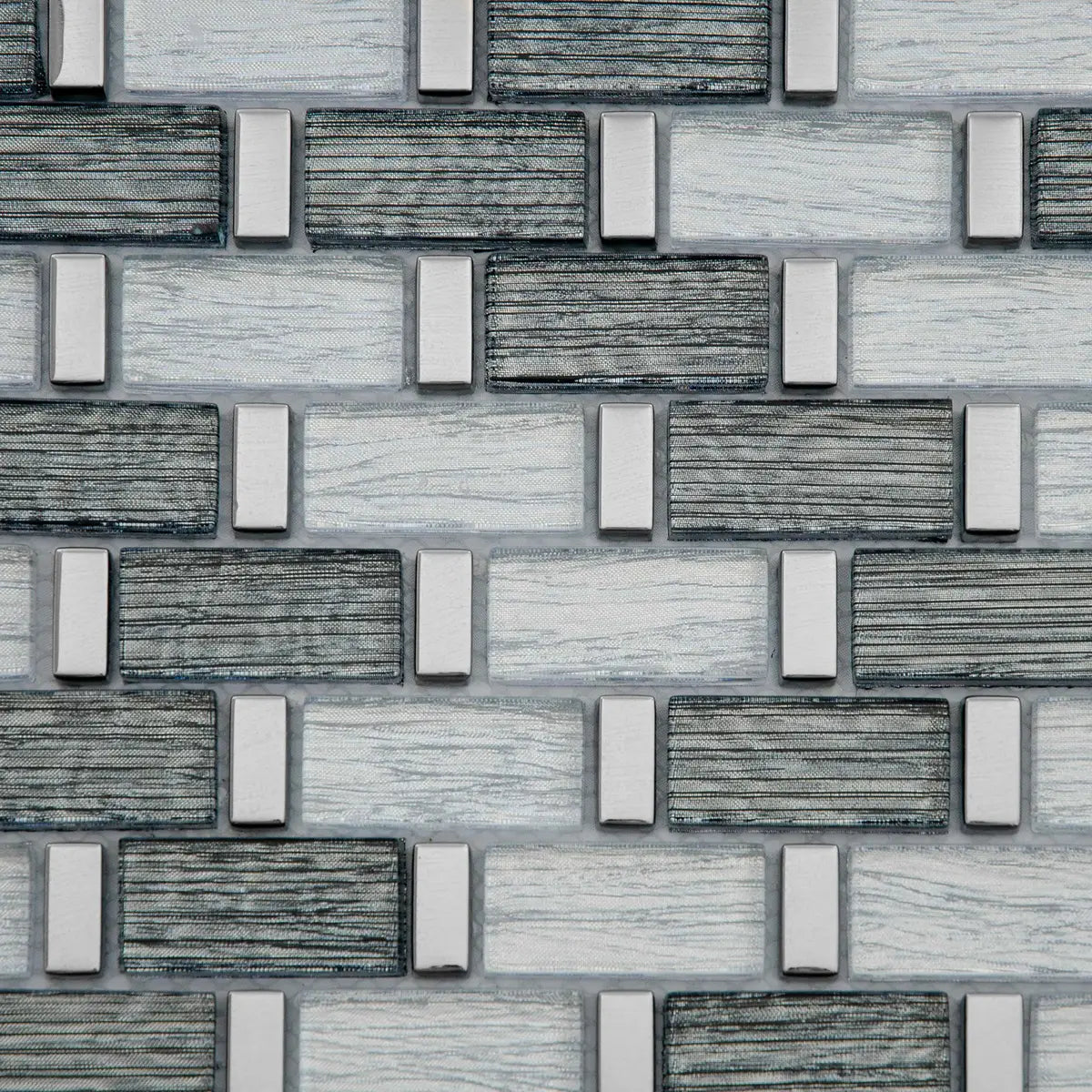 mosaïque en verre a aluminium gris format barrette zoomé