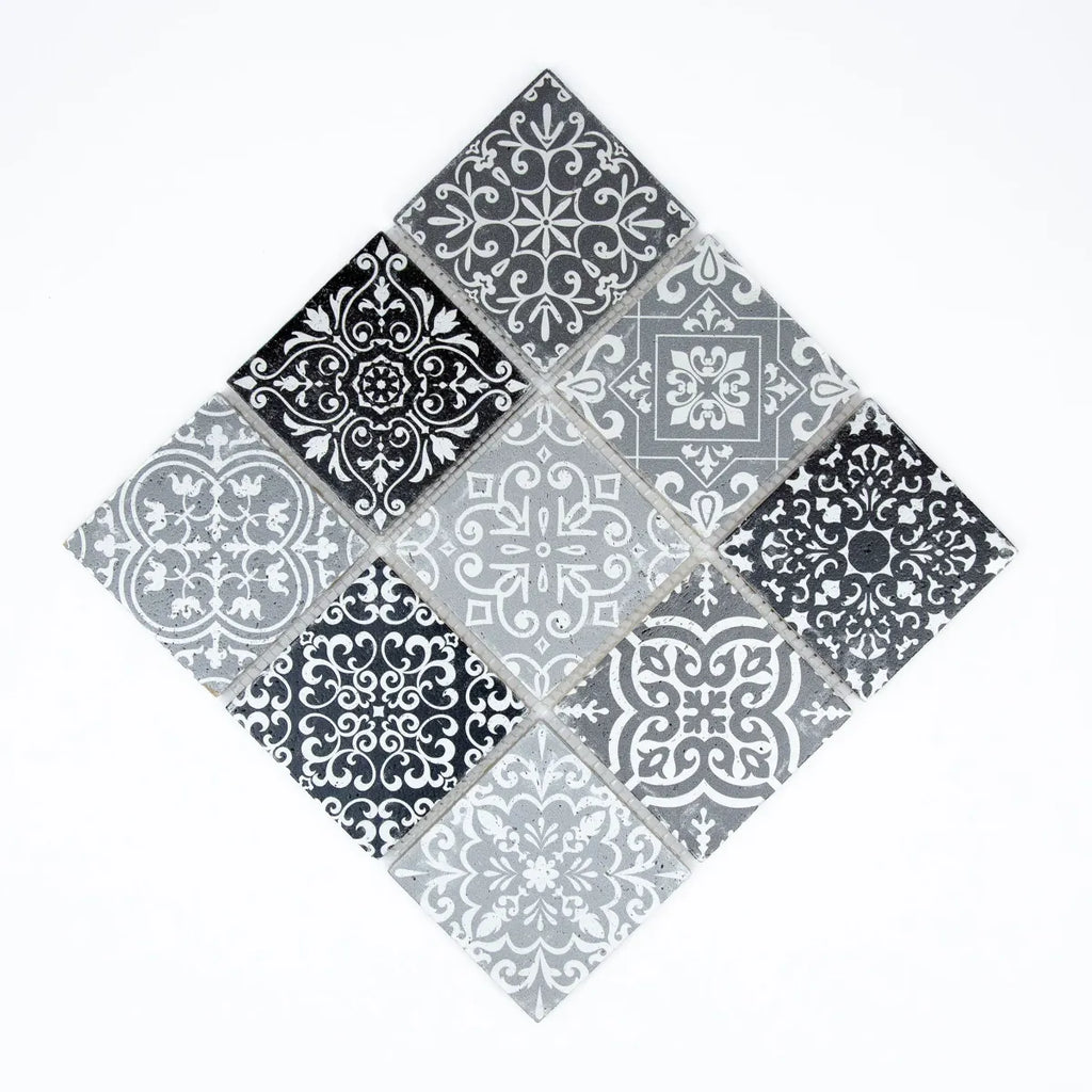 Composition mosaïque travertin gris arrangement perspective tesselles