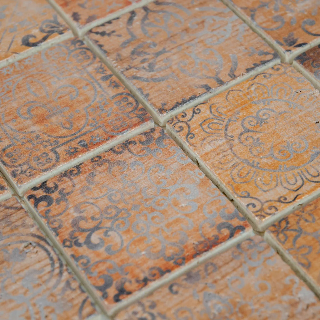 Texture grain travertin Castel Wood silver mosaïque surface naturelle
