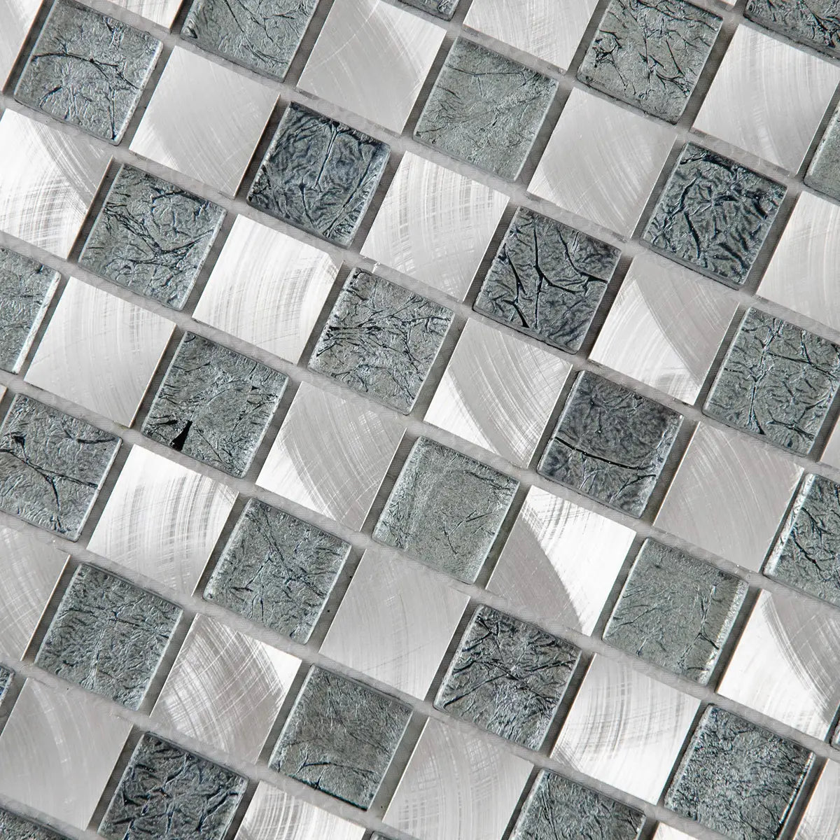 Mosaïque verre et aluminium argent haut