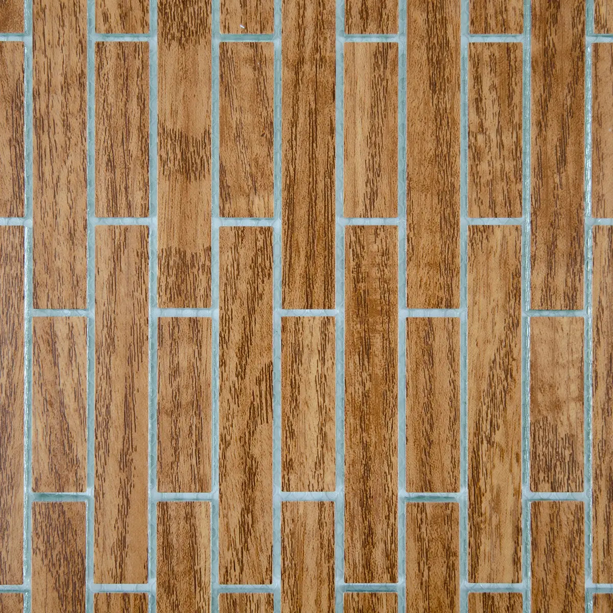 Mosaïque en barrette de verre effet bois details