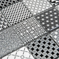 Mosaïque en verre gris et noir motif perspective
