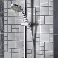 Mosaïque inox metal gris carre en crédence de douche
