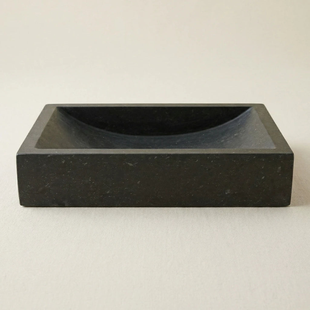 Vasque en basalte pour salle de bain vu de face