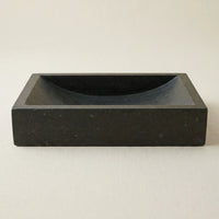 Vasque en basalte pour salle de bain vu de face